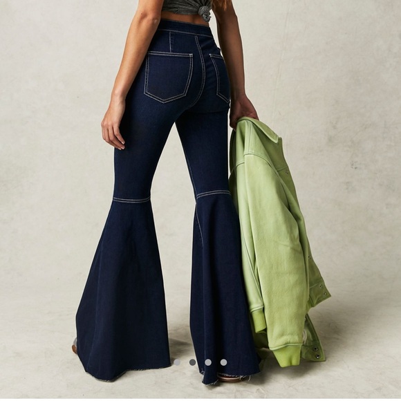 Free People Just Float On Flare Jeans - Picture 2 of 5
